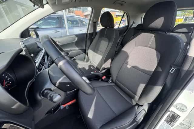Kia Picanto (2023) thumbnail 6