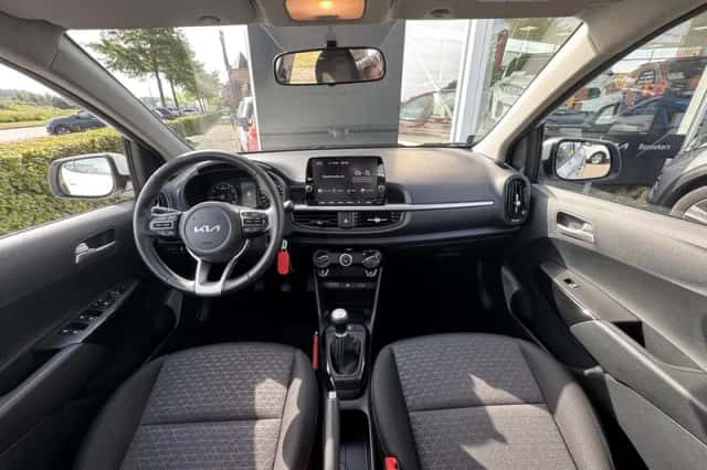 Kia Picanto (2023) thumbnail 10