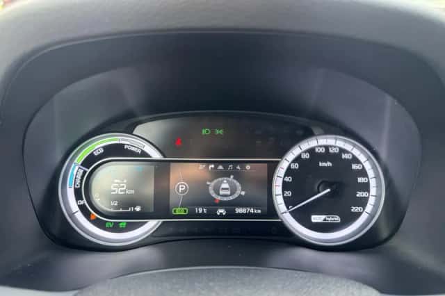 Kia Niro (2017) thumbnail 21