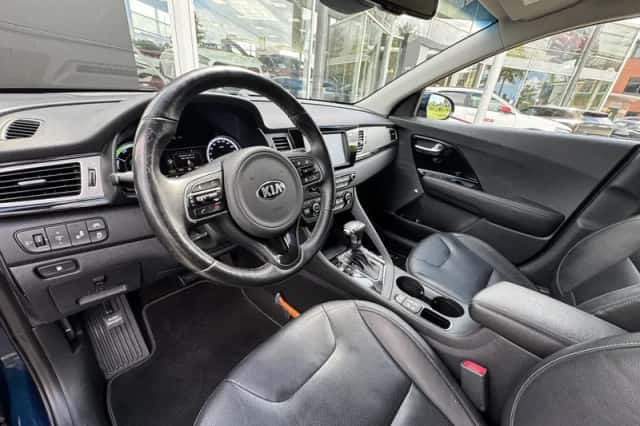 Kia Niro (2017) thumbnail 10