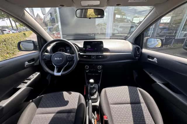 Kia Picanto (2023) thumbnail 12