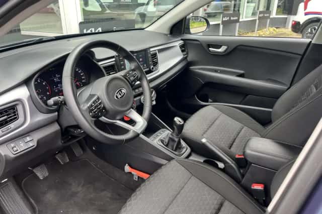 Kia Rio (2019) thumbnail 7