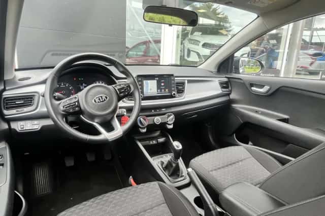 Kia Rio (2019) thumbnail 8