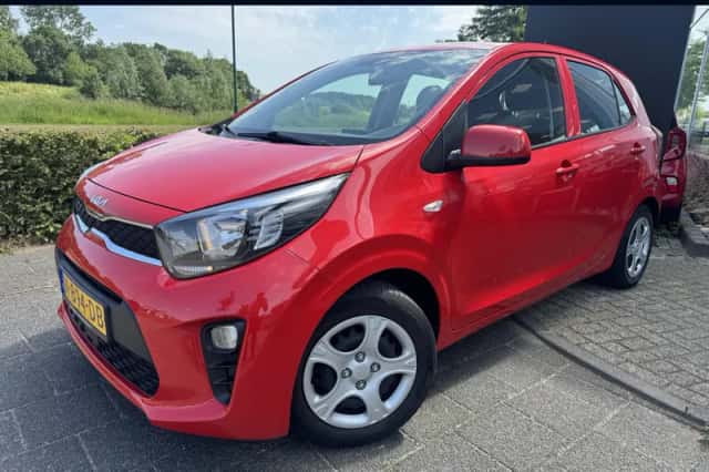 Kia Picanto (2021) thumbnail 1