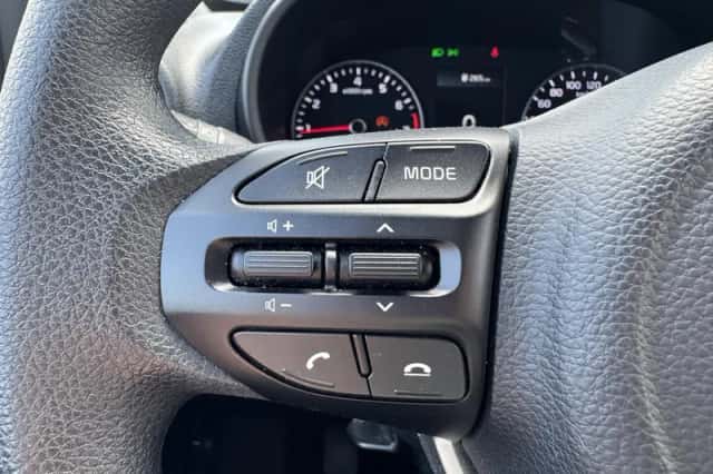 Kia Picanto (2021) thumbnail 18