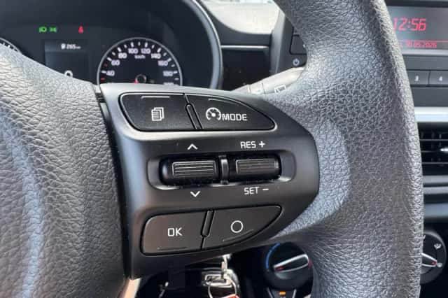 Kia Picanto (2021) thumbnail 19