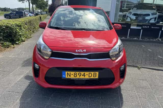 Kia Picanto (2021) thumbnail 4