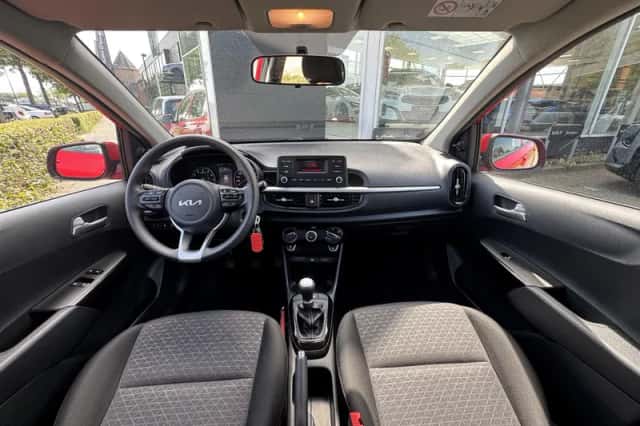 Kia Picanto (2021) thumbnail 10