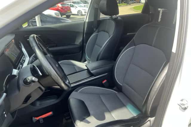 Kia Niro EV (2022) thumbnail 5