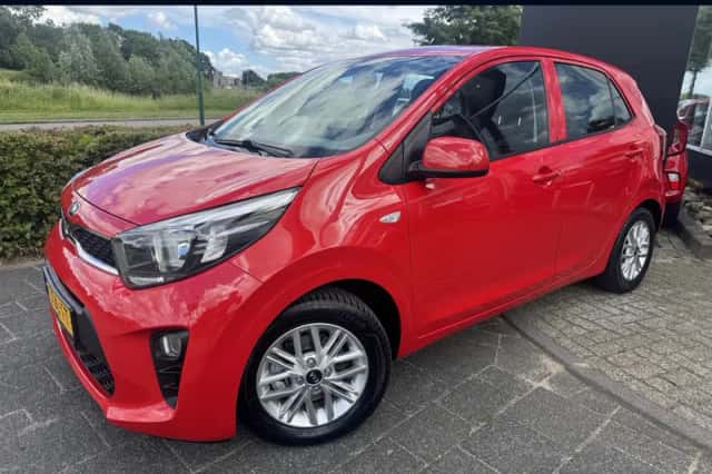 Kia Picanto (2021) thumbnail 1