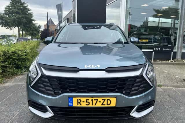 Kia Sportage (2022) thumbnail 2