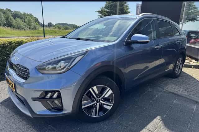Kia Niro (2022) thumbnail 1