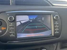 Toyota Yaris (2018) thumbnail 71