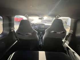 Toyota Yaris (2018) thumbnail 81