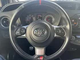 Toyota Yaris (2018) thumbnail 83