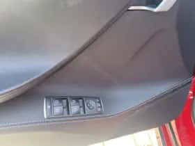 Tesla Model S (2018) thumbnail 16