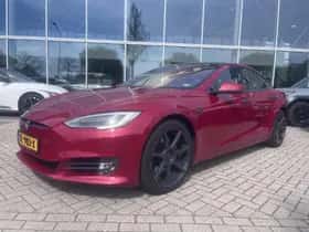 Tesla Model S (2018) thumbnail 3