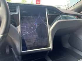 Tesla Model S (2018) thumbnail 51