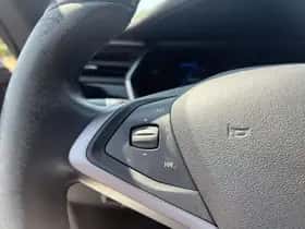 Tesla Model S (2018) thumbnail 54