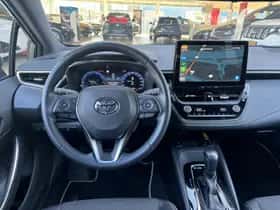 Toyota Corolla (2023) thumbnail 3