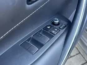 Toyota Corolla (2023) thumbnail 53