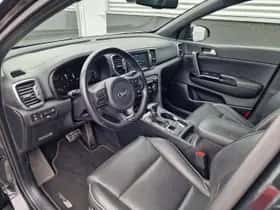 Kia Sportage (2016) thumbnail 25