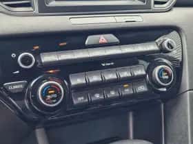 Kia Sportage (2016) thumbnail 47