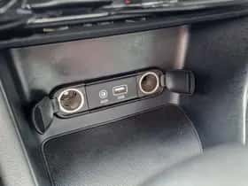 Kia Sportage (2016) thumbnail 48