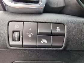 Kia Sportage (2016) thumbnail 97