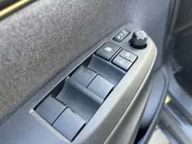 Toyota Yaris-cross (2023) thumbnail 23