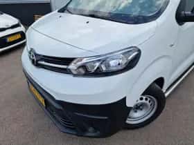 Toyota Proace (2021) thumbnail 4