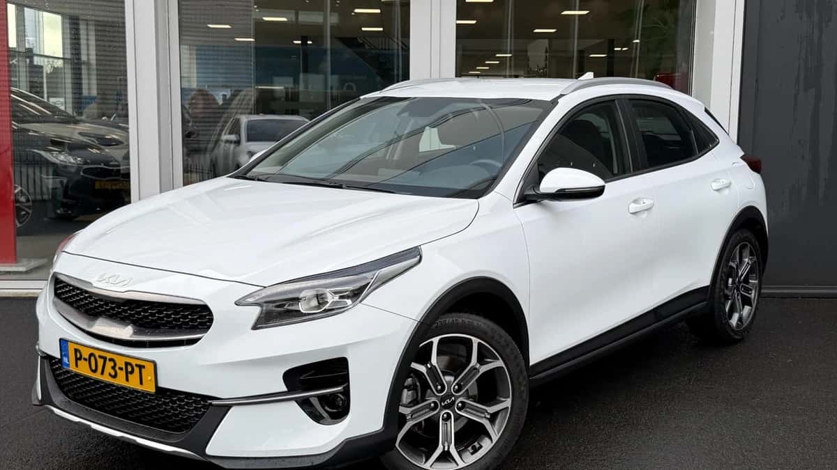 Kia XCeed (2022) — foto 1