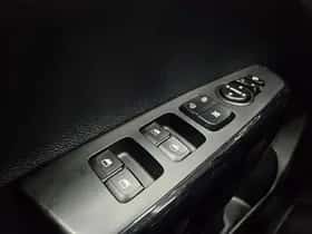 Kia Picanto (2023) thumbnail 32