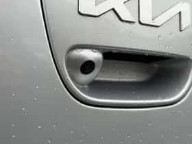 Kia Picanto (2023) thumbnail 45