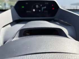 Toyota bZ4X (2022) thumbnail 78