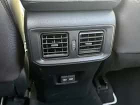 Toyota RAV4 (2022) thumbnail 29