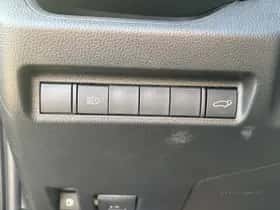 Toyota RAV4 (2022) thumbnail 30