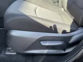 Toyota RAV4 (2022) thumbnail 31
