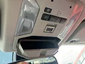 Toyota RAV4 (2022) thumbnail 35