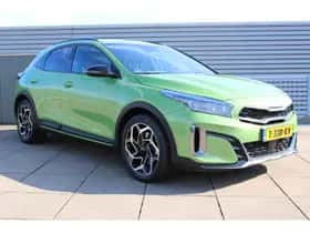 Kia XCeed (2023) thumbnail 2