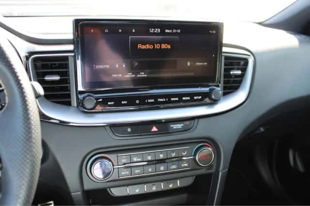 Kia XCeed (2023) thumbnail 23