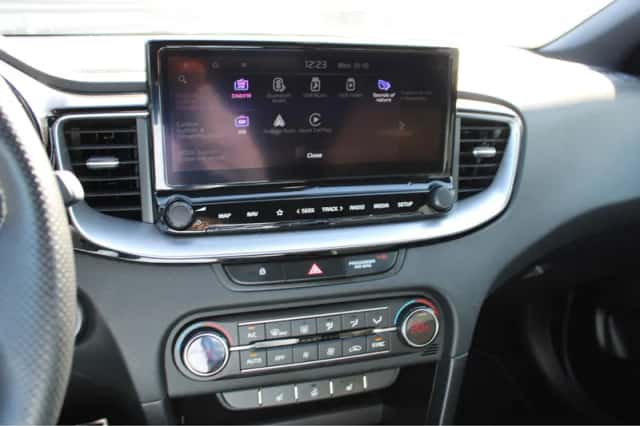 Kia XCeed (2023) thumbnail 24