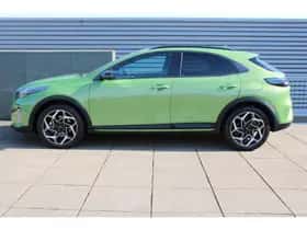 Kia XCeed (2023) thumbnail 4