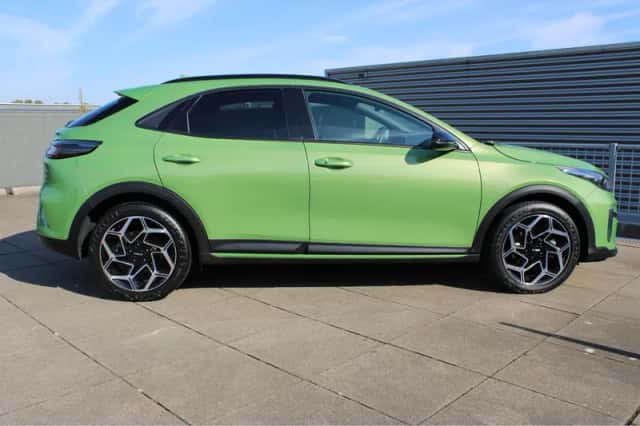 Kia XCeed (2023) thumbnail 8