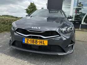 Kia Ceed (2024) thumbnail 2