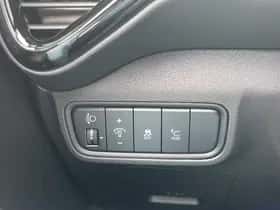 Kia Soul EV (2024) thumbnail 94