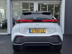 Toyota C-HR (2024) thumbnail 39
