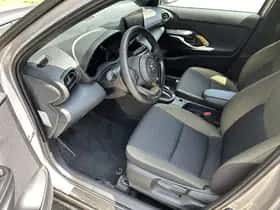 Toyota Yaris-cross (2024) thumbnail 35