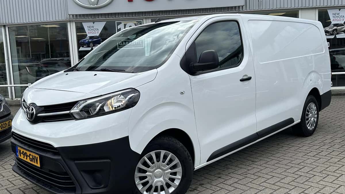 Toyota Proace (2022) — foto 1