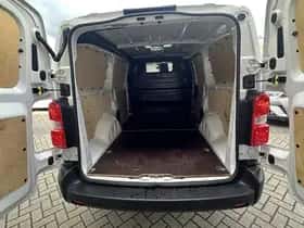 Toyota Proace (2022) thumbnail 33